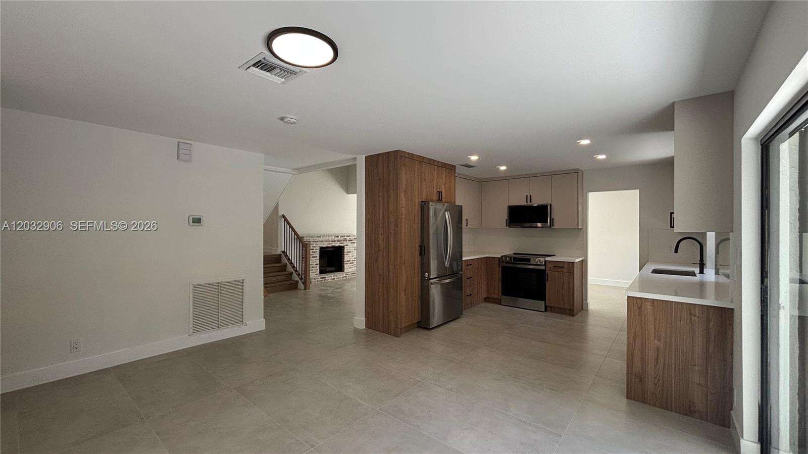 49 Forest Cir, Cooper City, FL 33026 - For Sale photo 5