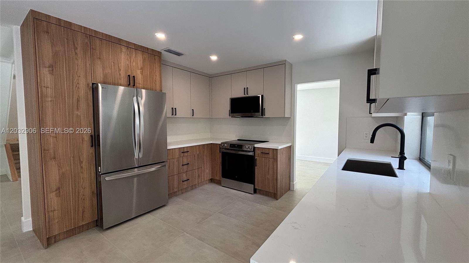 49 Forest Cir, Cooper City, FL 33026 - For Sale photo 6