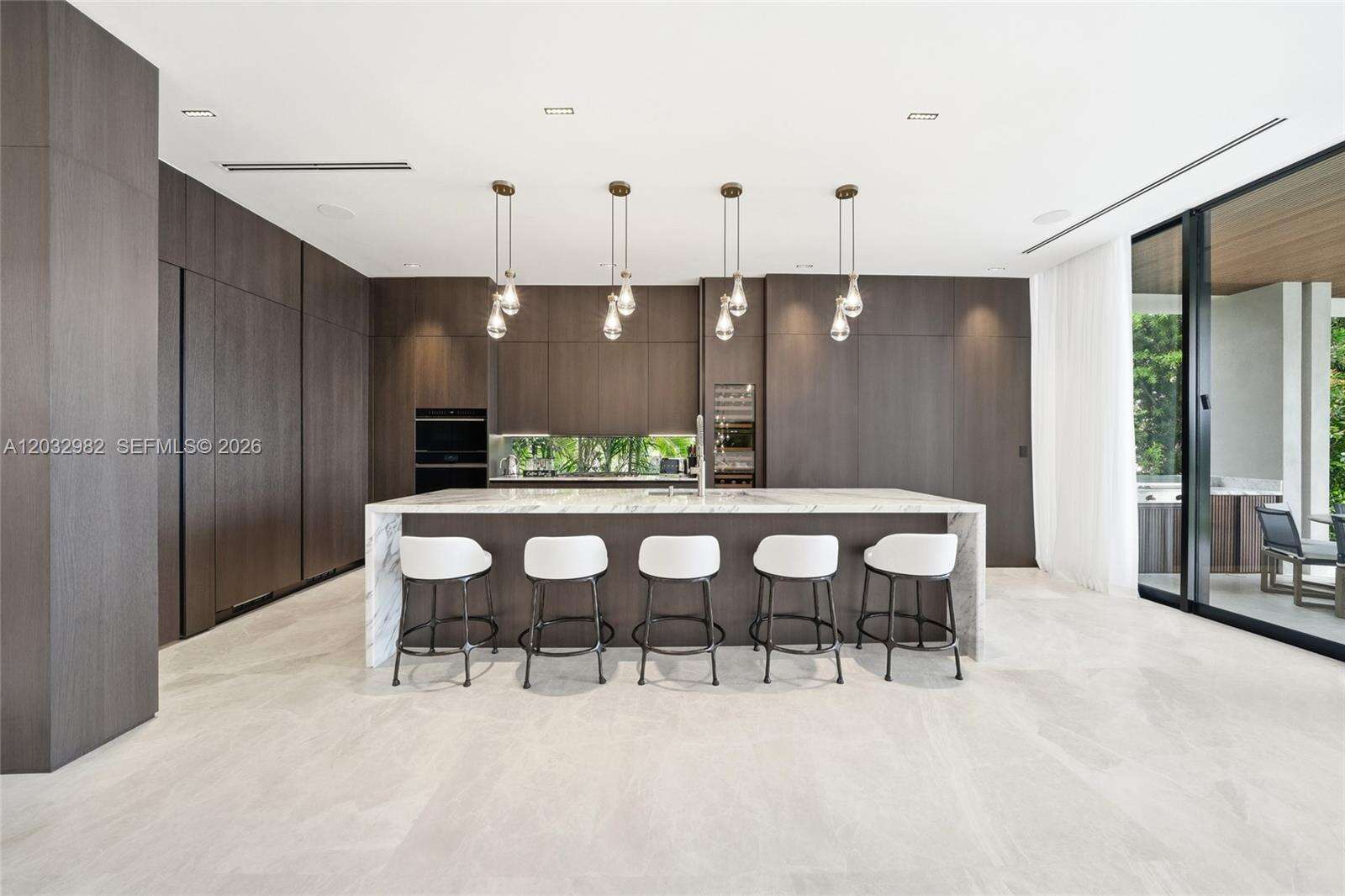1050 Stillwater Dr, Miami Beach, FL 33141 - For Sale photo 11
