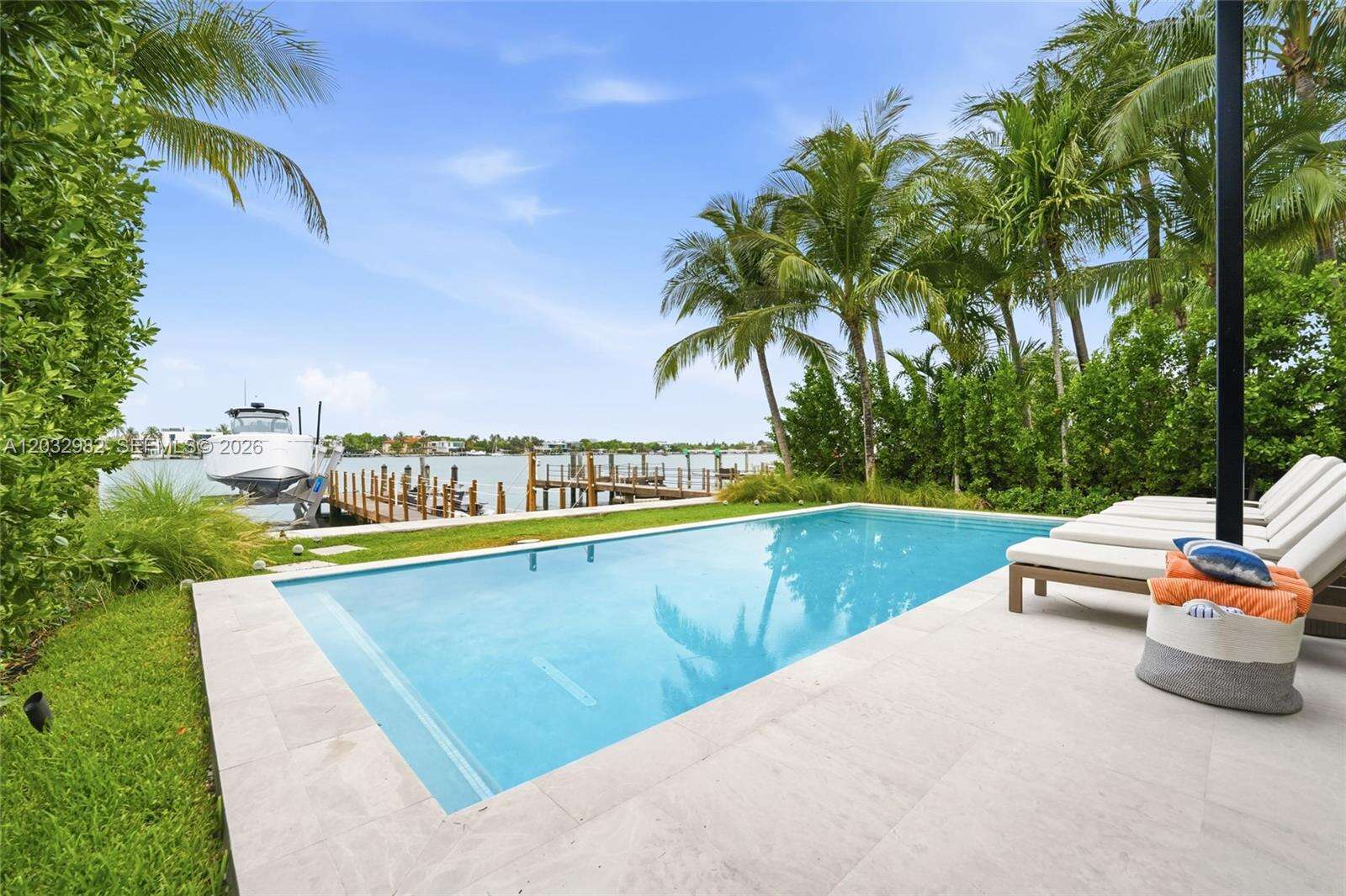 1050 Stillwater Dr, Miami Beach, FL 33141 - For Sale photo 16