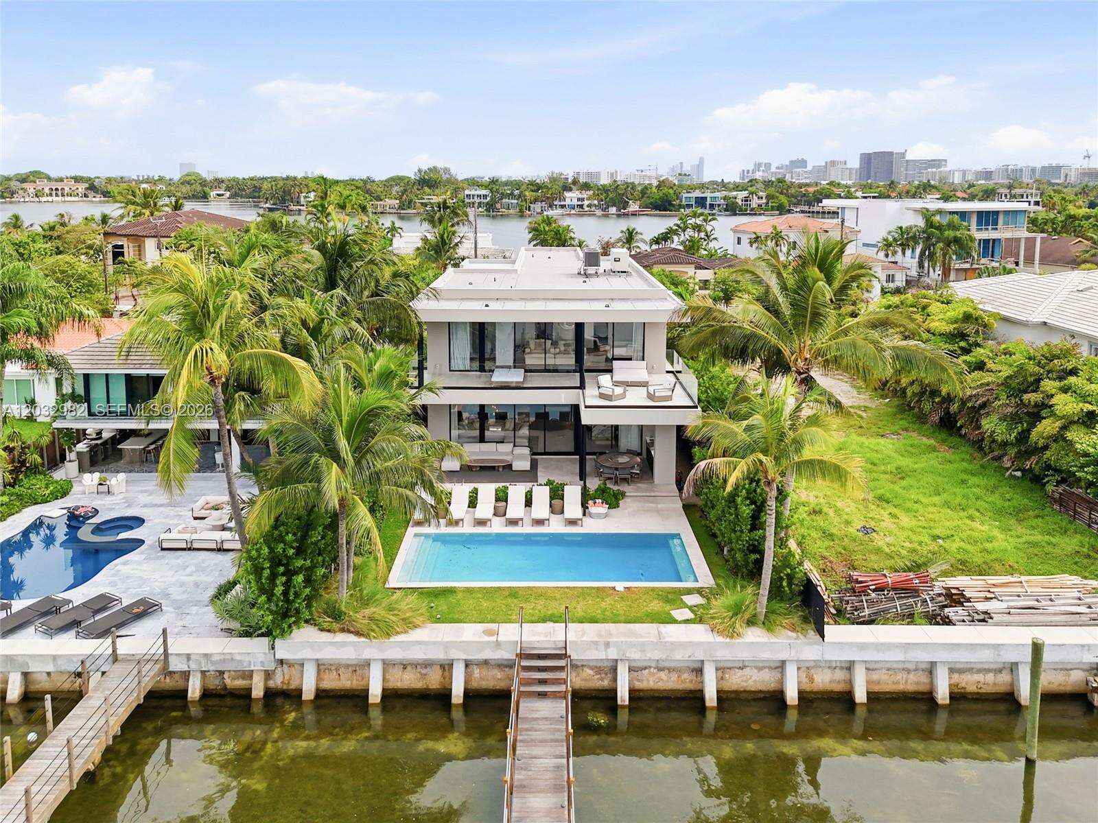 1050 Stillwater Dr, Miami Beach, FL 33141 - For Sale photo 21