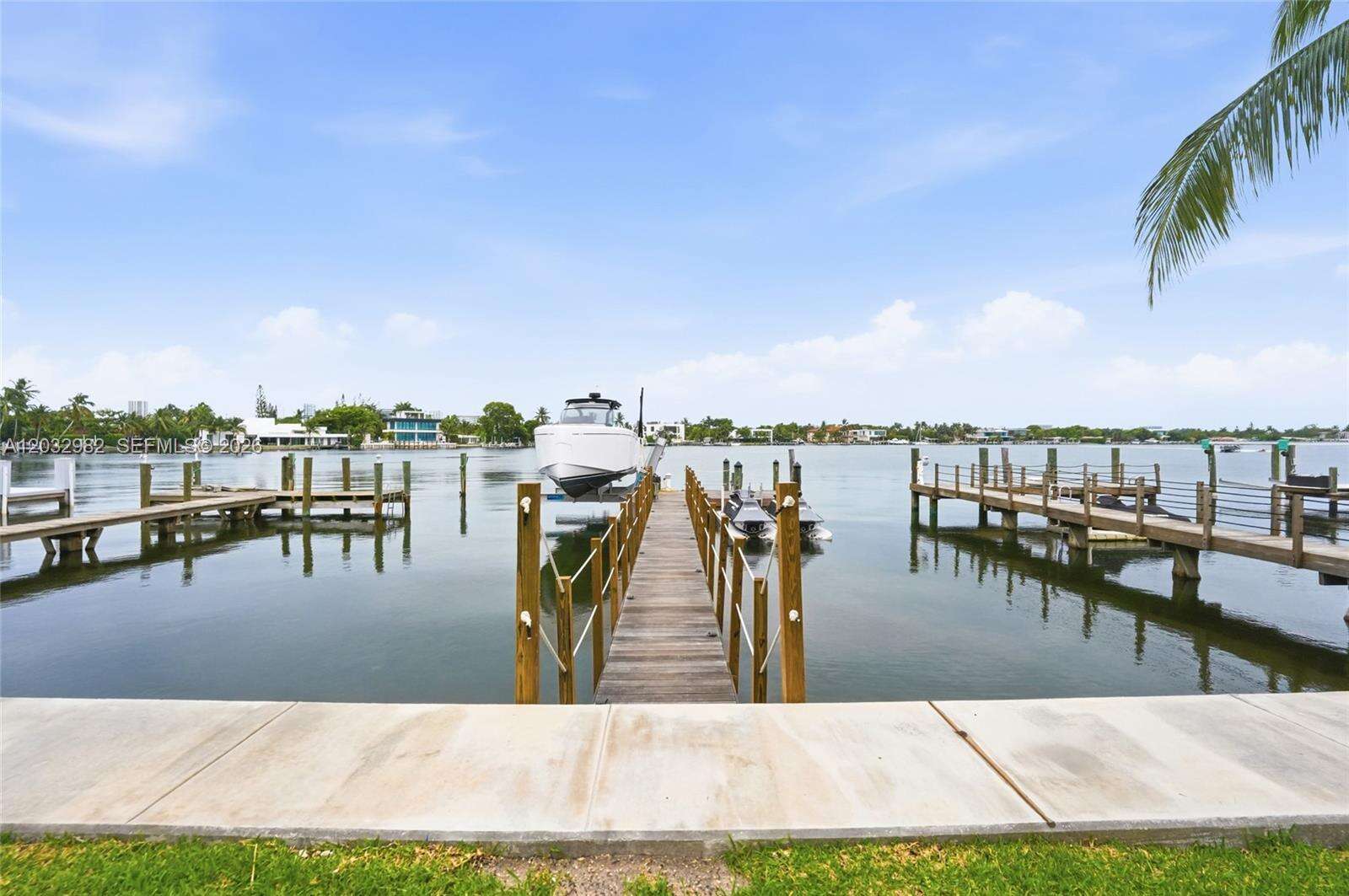 1050 Stillwater Dr, Miami Beach, FL 33141 - For Sale photo 27