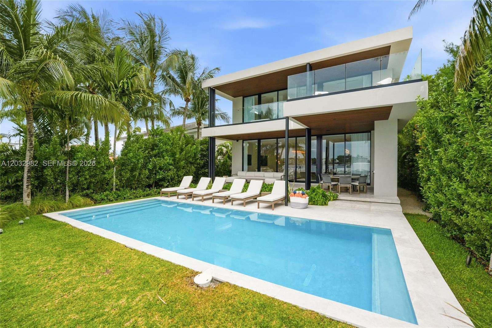 1050 Stillwater Dr, Miami Beach, FL 33141 - For Sale photo 30