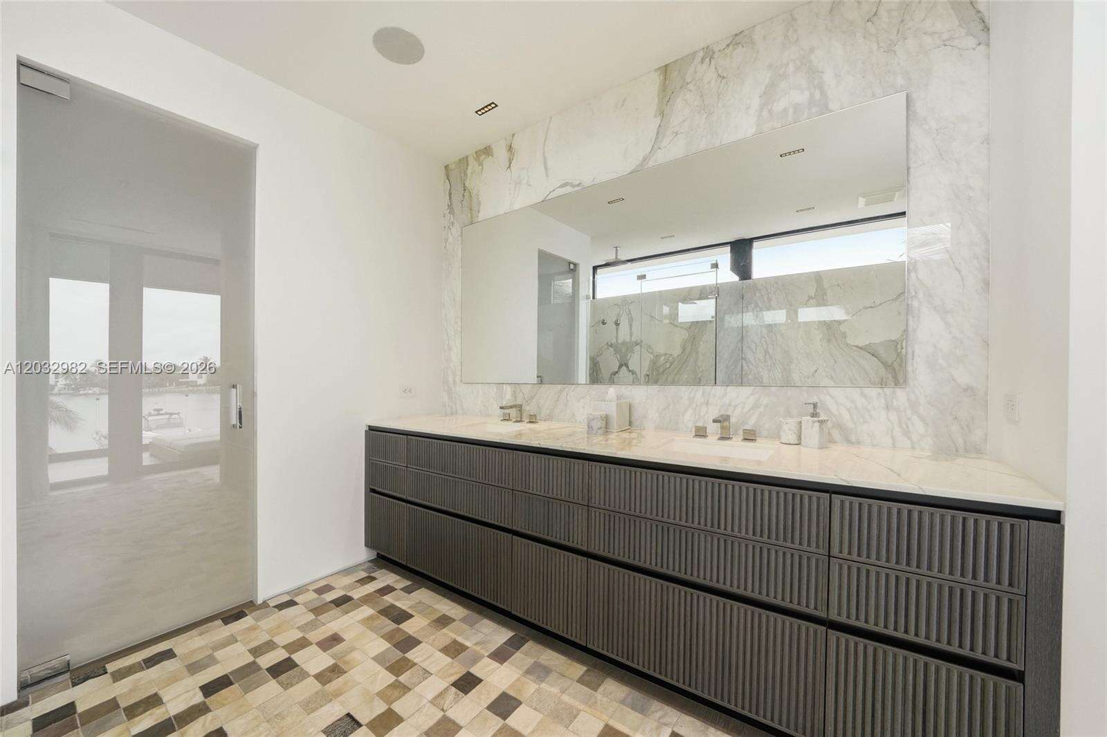 1050 Stillwater Dr, Miami Beach, FL 33141 - For Sale photo 36