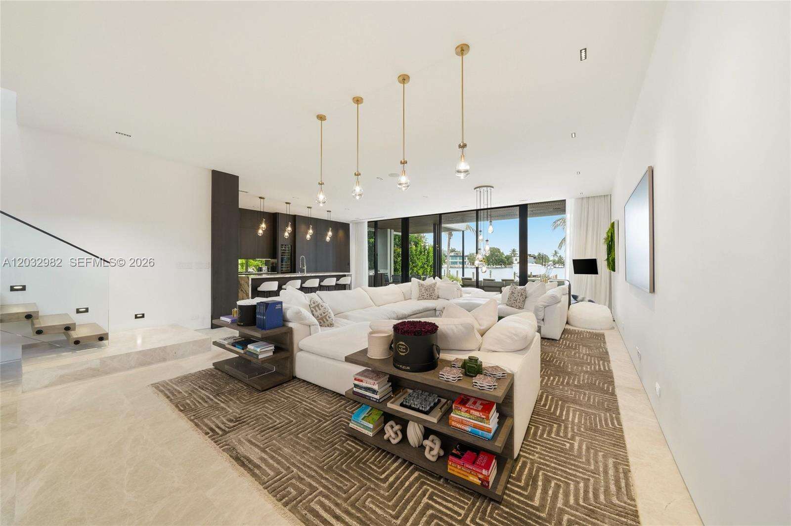 1050 Stillwater Dr, Miami Beach, FL 33141 - For Sale photo 10