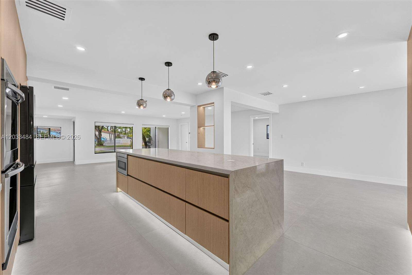 407 Highland Dr, Hollywood, FL 33021 - Pending Sale photo 14