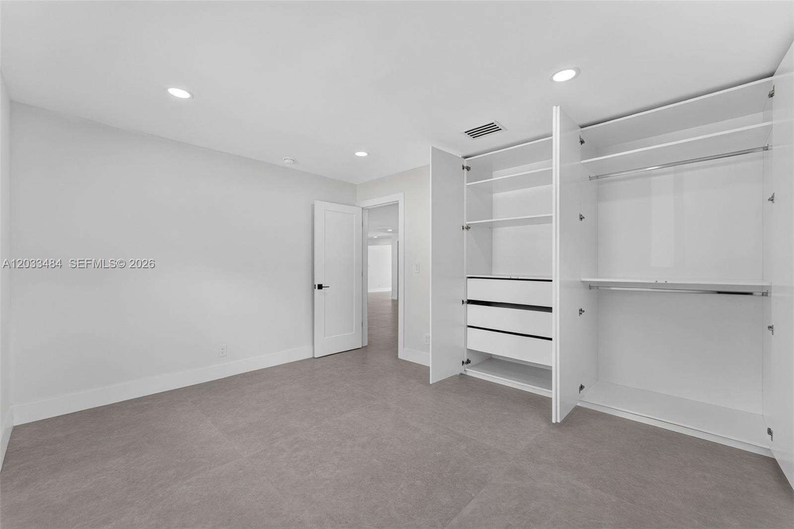 407 Highland Dr, Hollywood, FL 33021 - Pending Sale photo 19