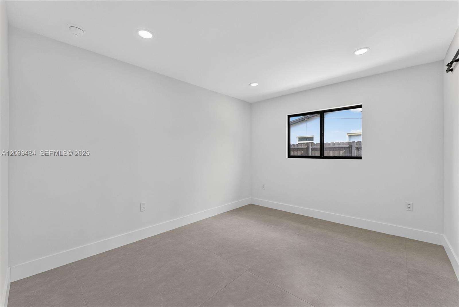 407 Highland Dr, Hollywood, FL 33021 - Pending Sale photo 26