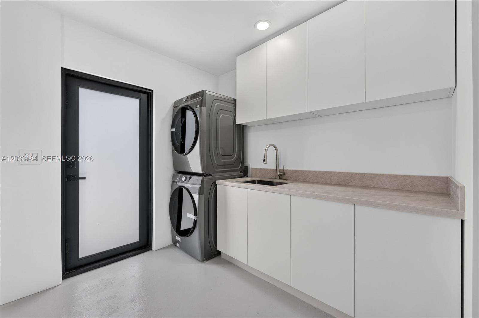407 Highland Dr, Hollywood, FL 33021 - Pending Sale photo 33