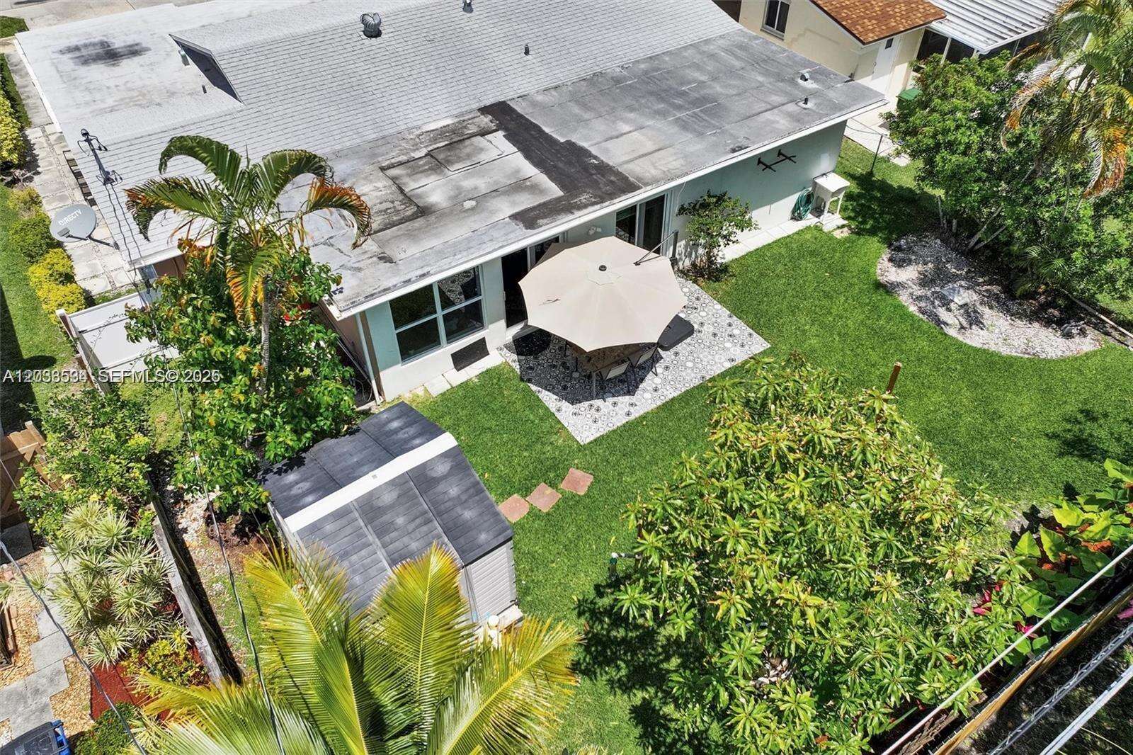 814 4th St, Hallandale Beach, FL 33009 - For Sale photo 11