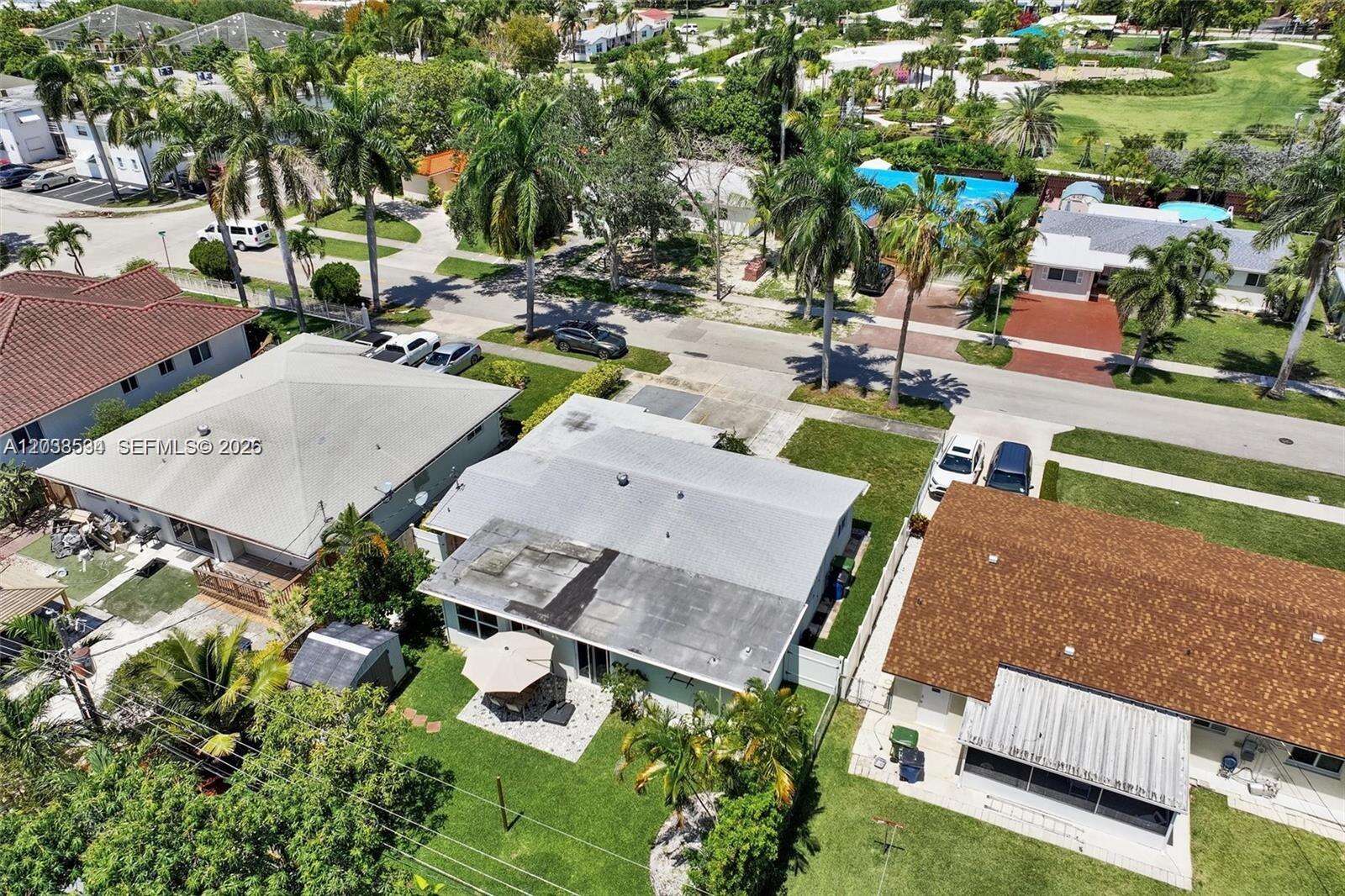 814 4th St, Hallandale Beach, FL 33009 - For Sale photo 14