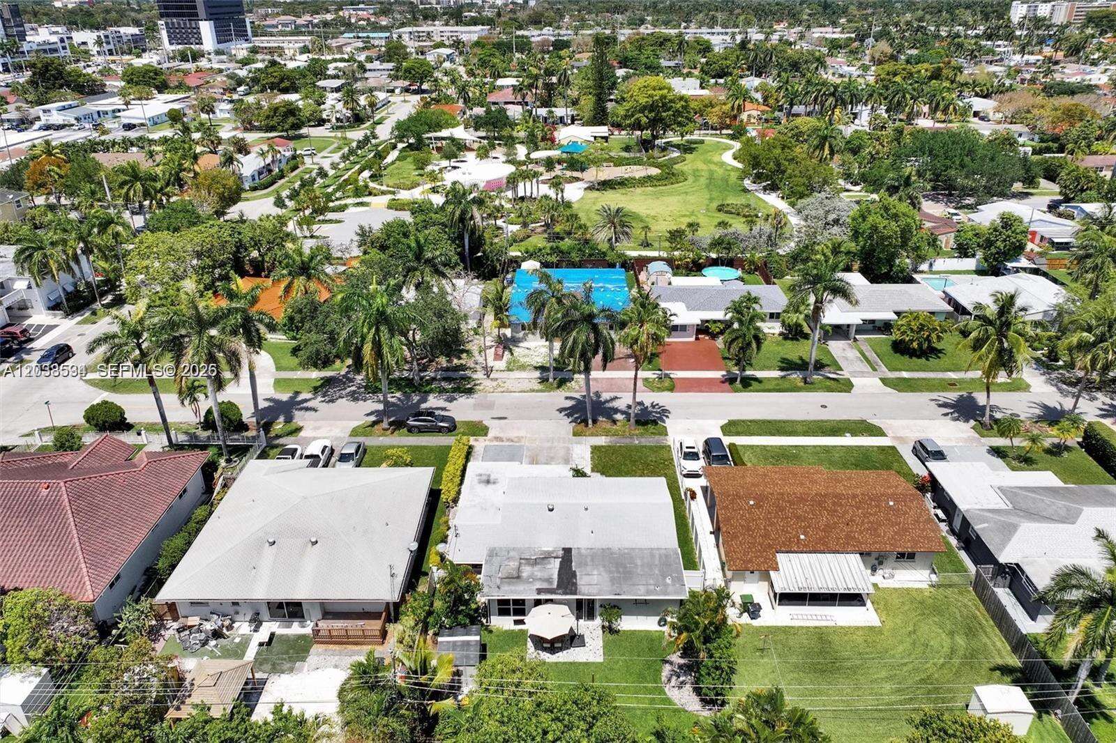 814 4th St, Hallandale Beach, FL 33009 - For Sale photo 16