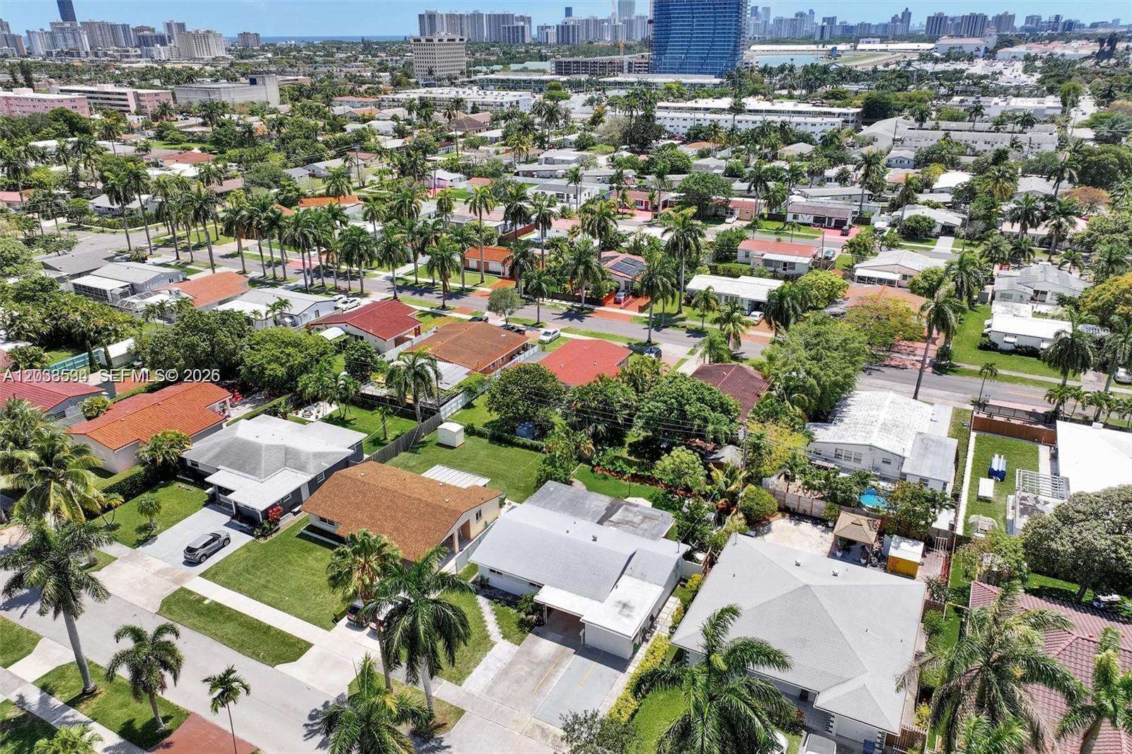 814 4th St, Hallandale Beach, FL 33009 - For Sale photo 10