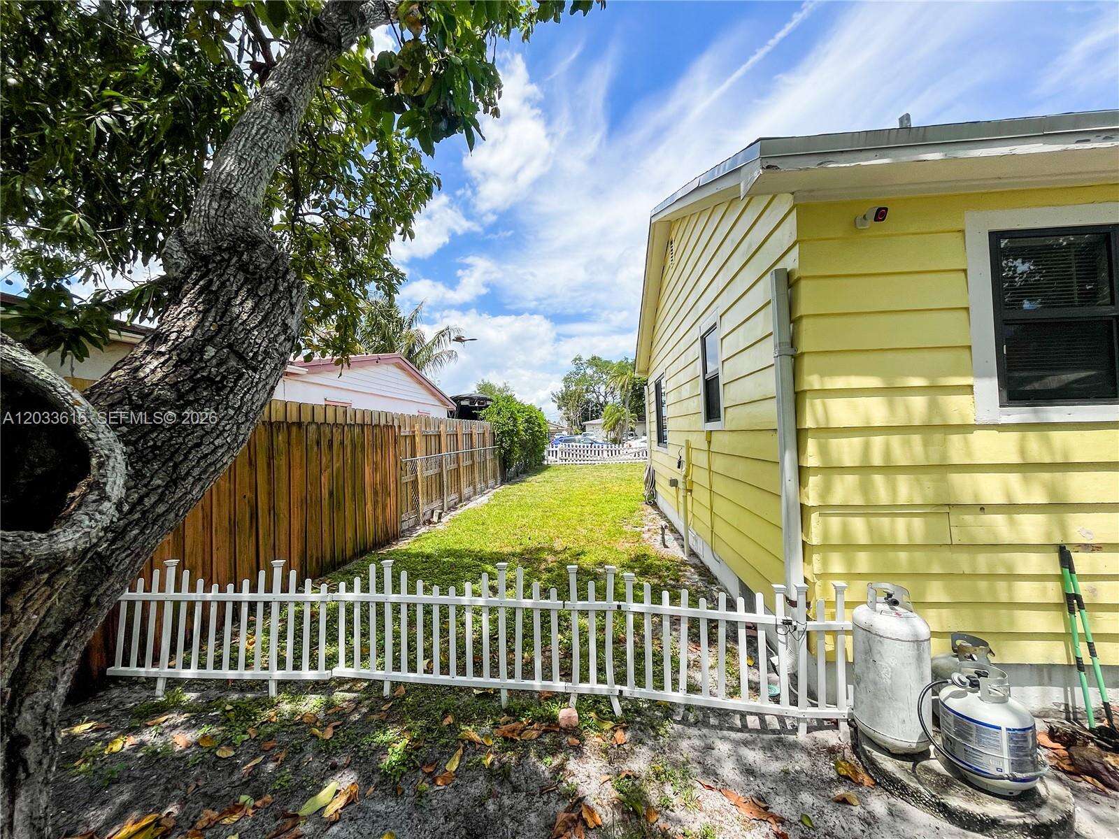 2330 Scott St, Hollywood, FL 33020 - For Sale photo 21