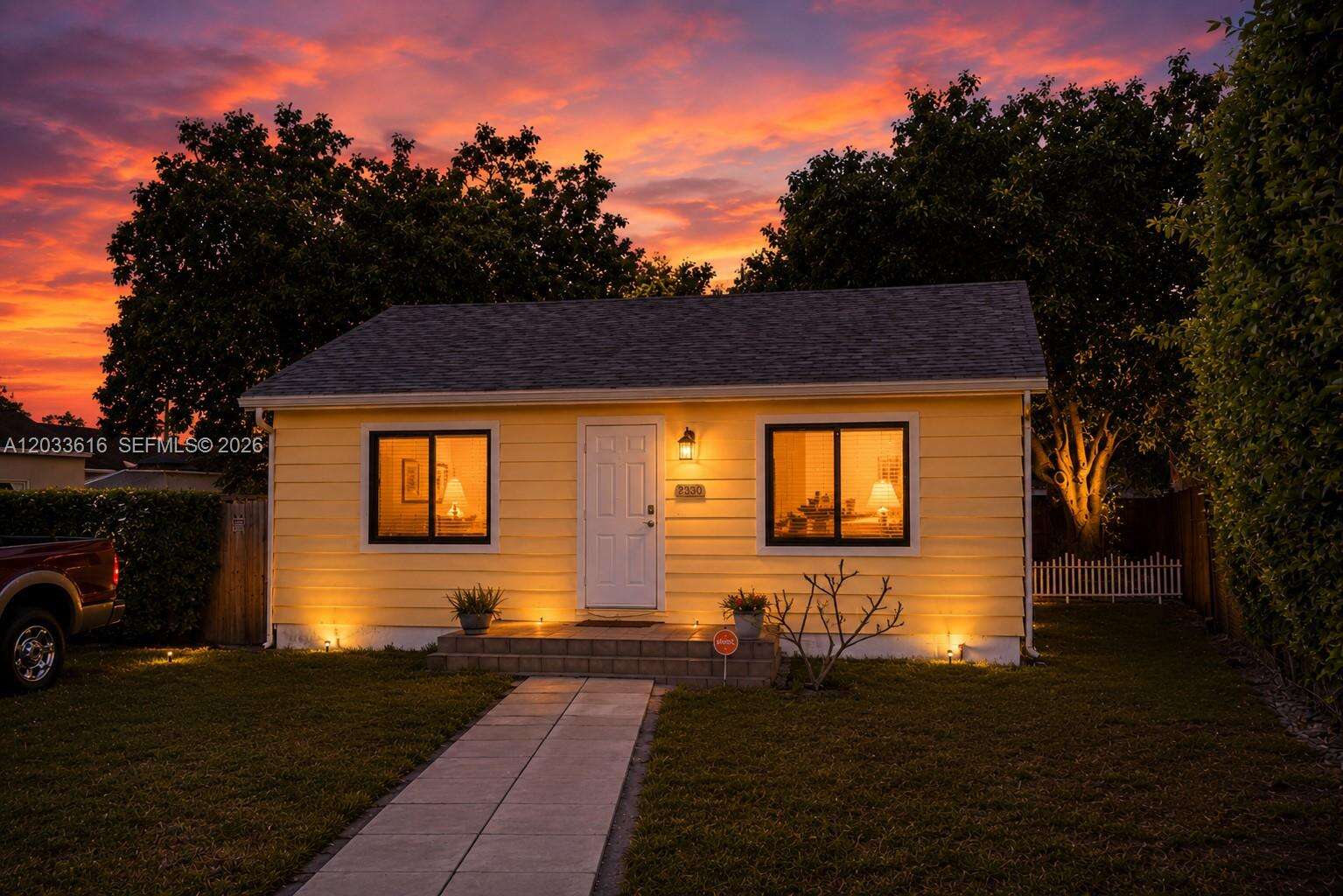 2330 Scott St, Hollywood, FL 33020 - For Sale photo 4