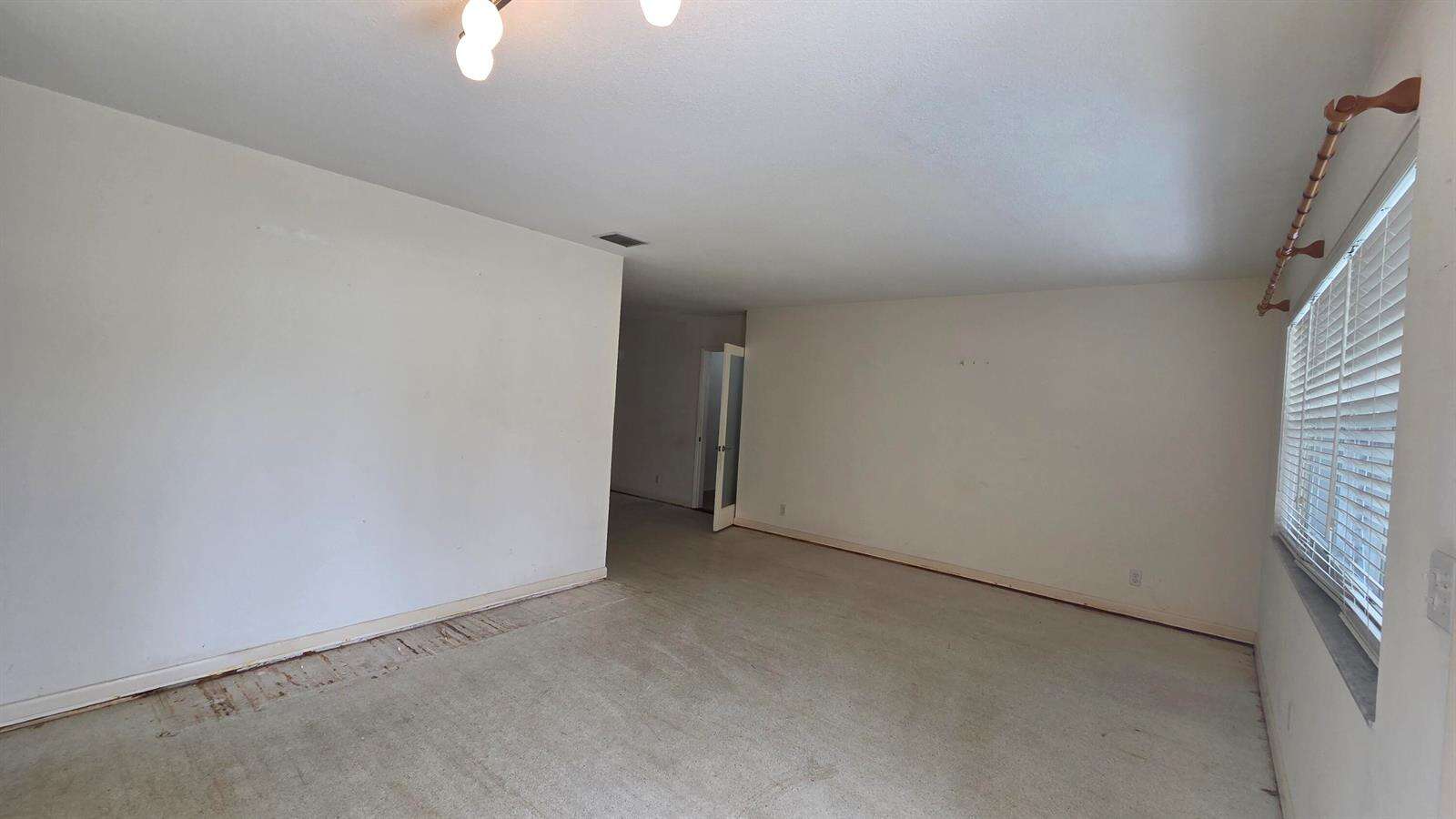 2000 31st, Hollywood, FL 33021 - For Sale photo 4