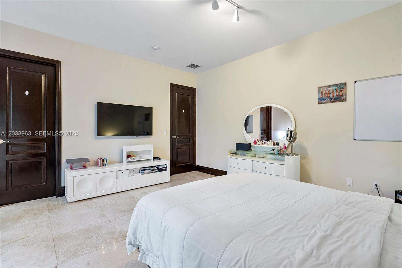 18825 Bay Rd, Sunny Isles Beach, FL 33160 - For Sale photo 39