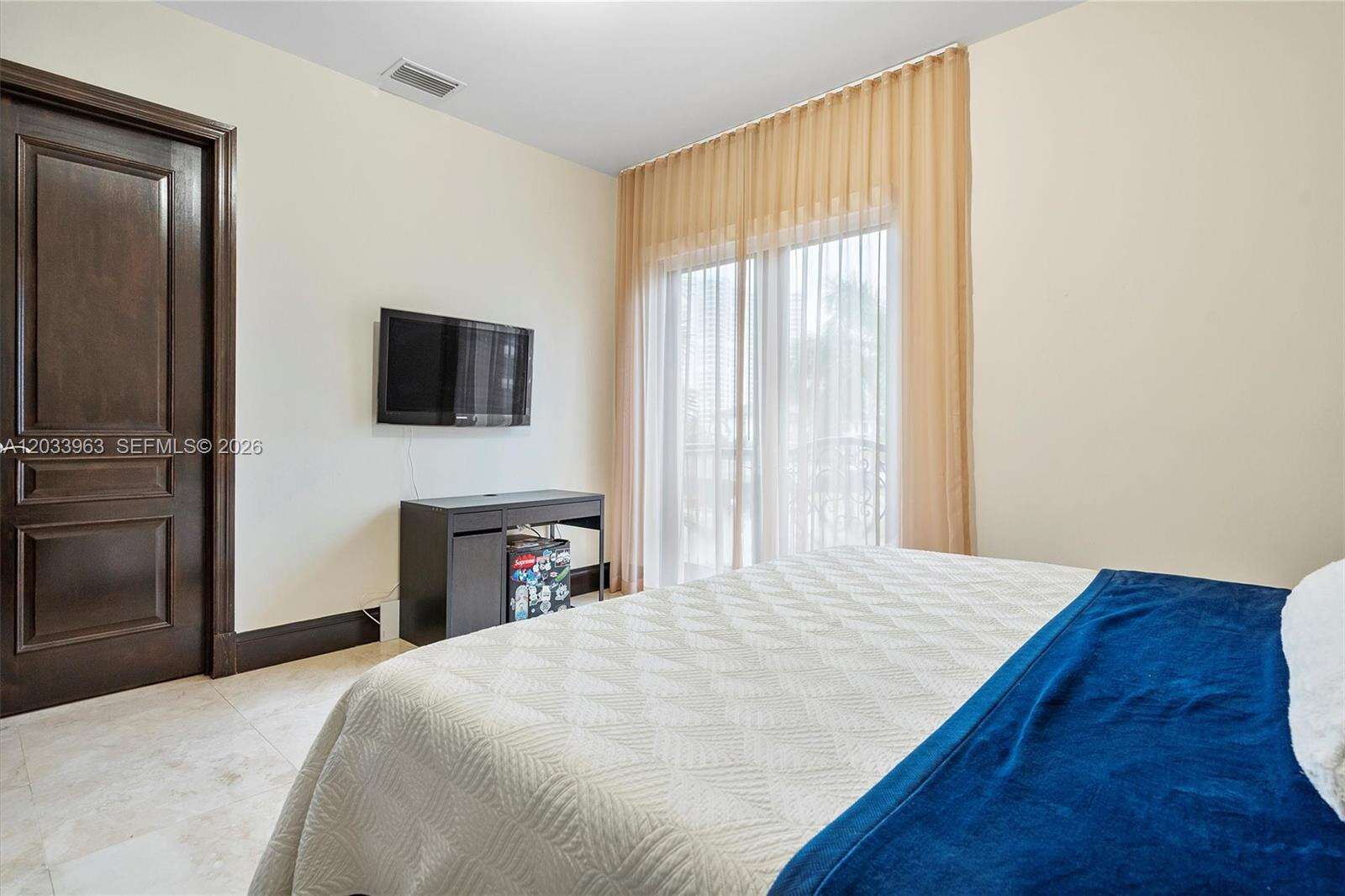 18825 Bay Rd, Sunny Isles Beach, FL 33160 - For Sale photo 50
