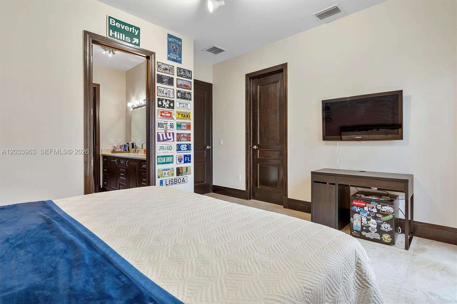18825 Bay Rd, Sunny Isles Beach, FL 33160 - For Sale photo 51