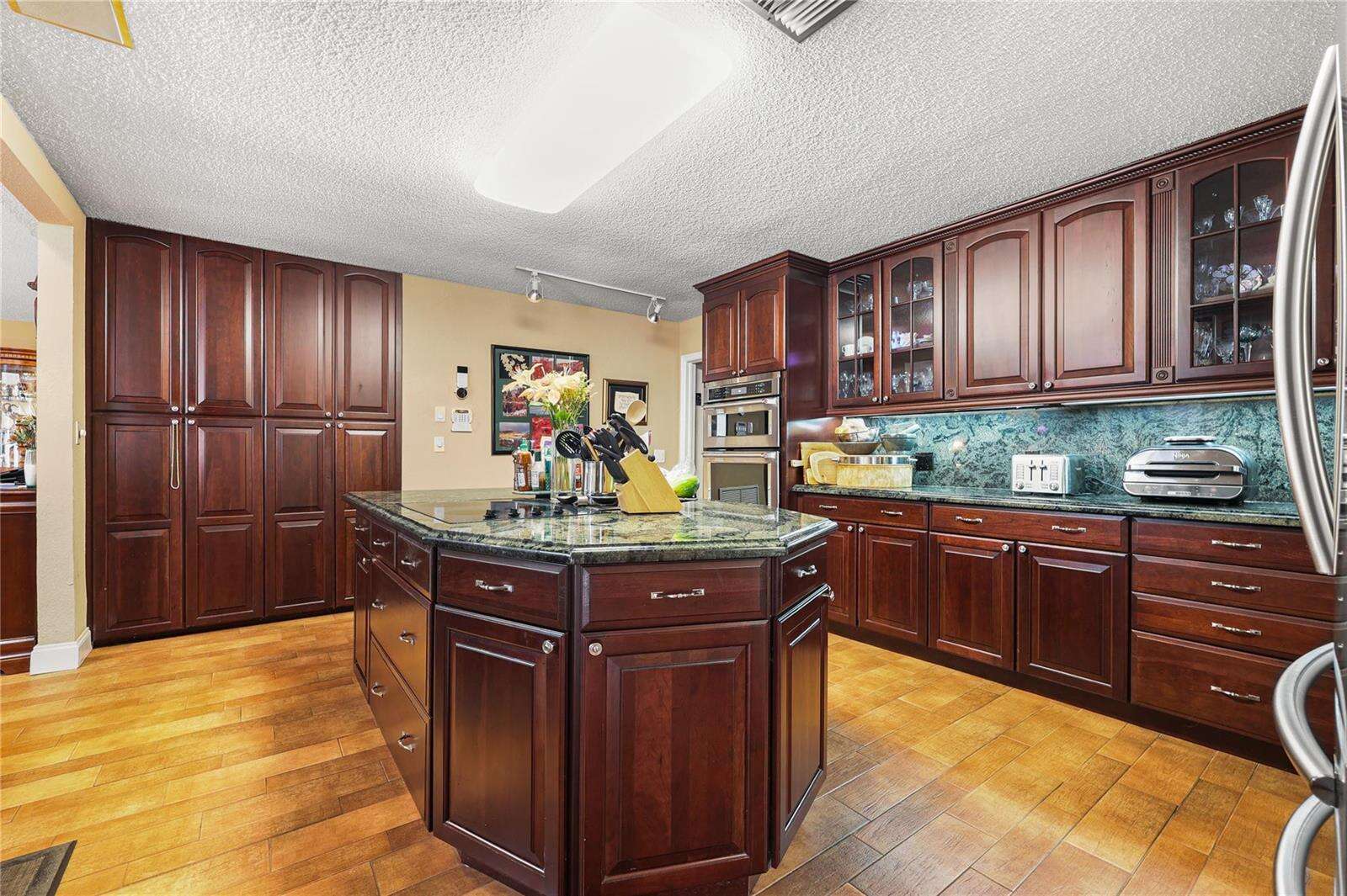 9700 28th, Cooper City, FL 33024 - For Sale photo 29