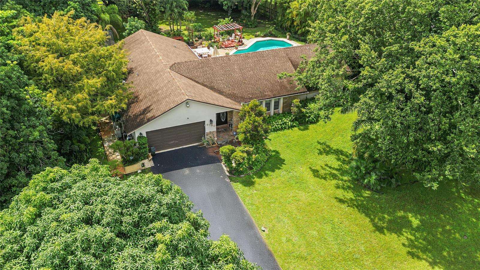 9700 28th, Cooper City, FL 33024 - For Sale photo 7