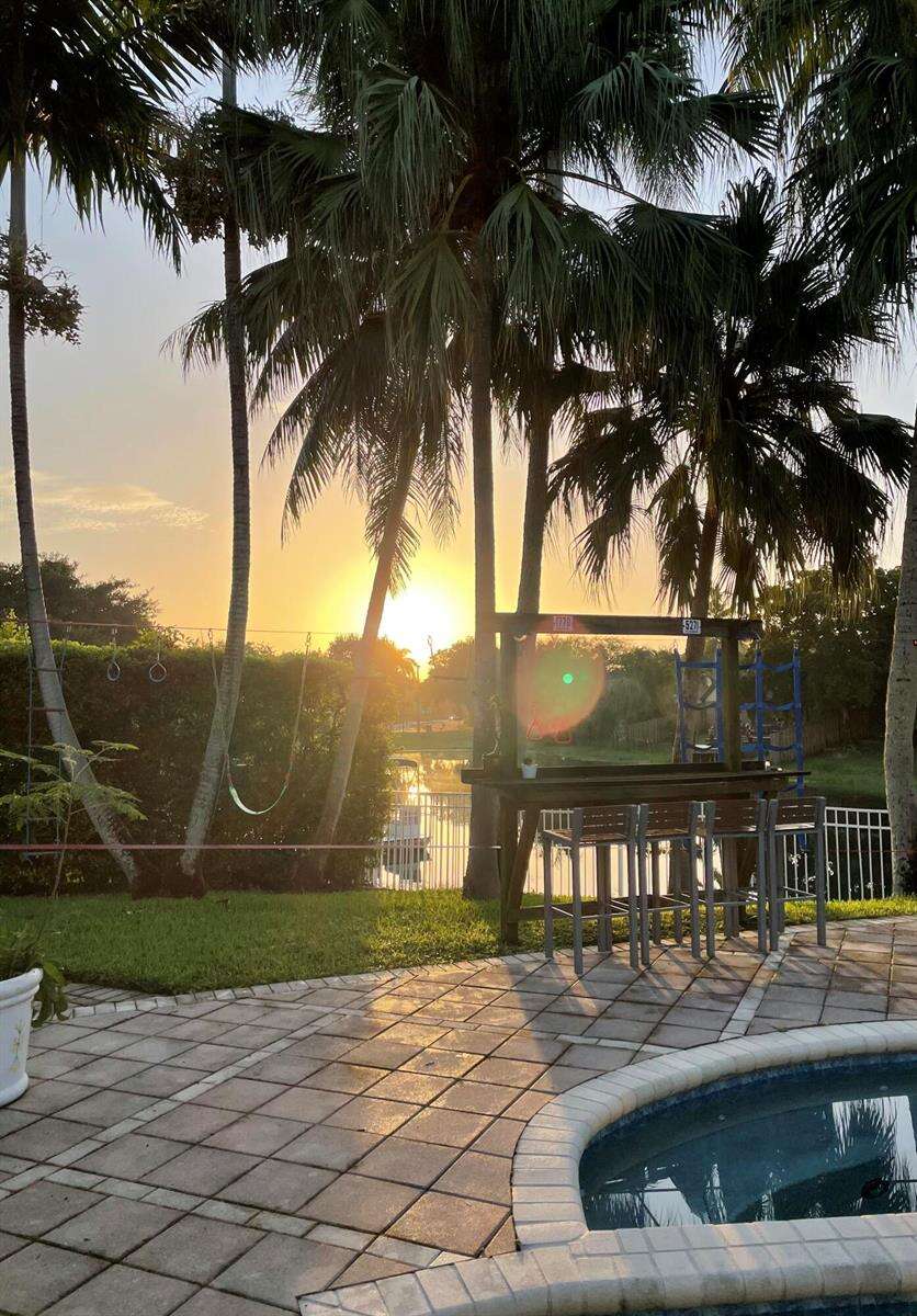 11380 Wayne, Cooper City, FL 33026 - For Sale photo 3