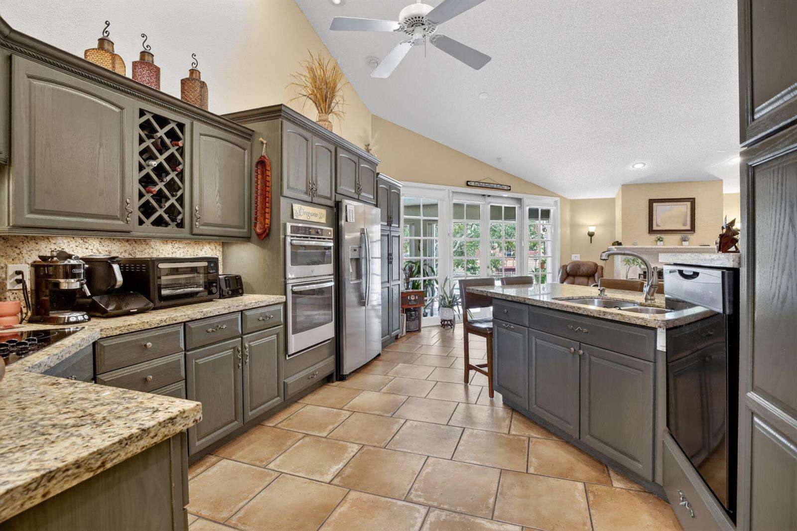 11380 Wayne, Cooper City, FL 33026 - For Sale photo 6