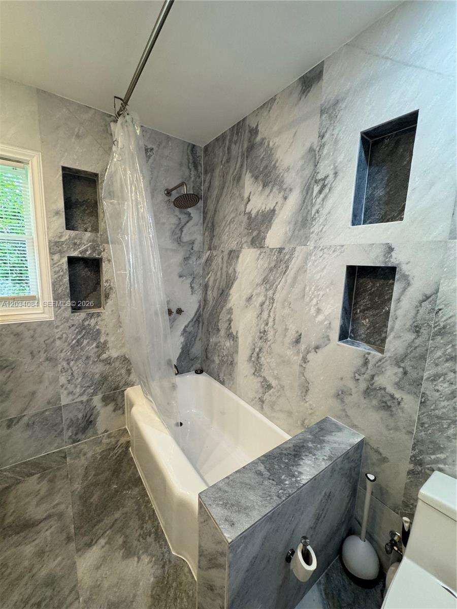 8238 9th Ave, Miami, FL 33138 - For Sale photo 16