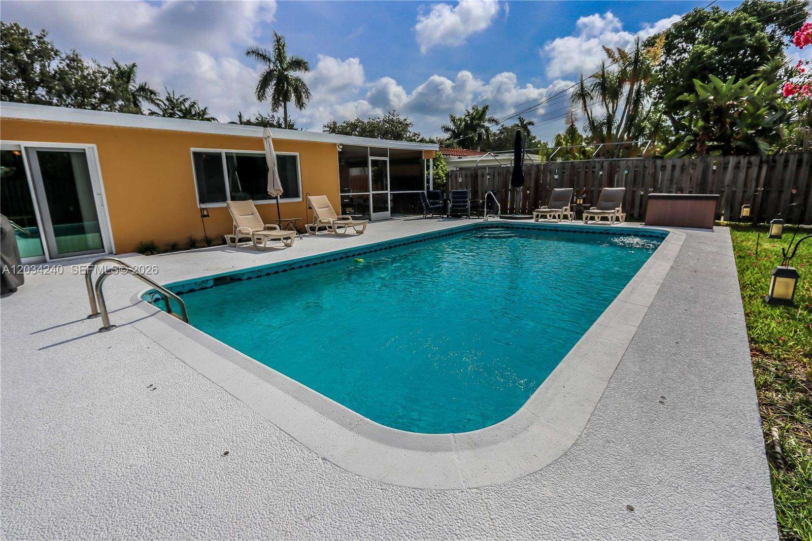 1324 Washington St, Hollywood, FL 33019 - For Sale photo 26
