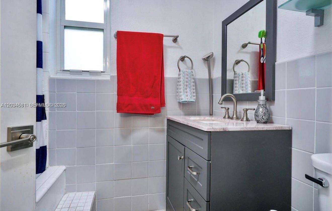 2735 Dewey St, Hollywood, FL 33020 - For Sale photo 14