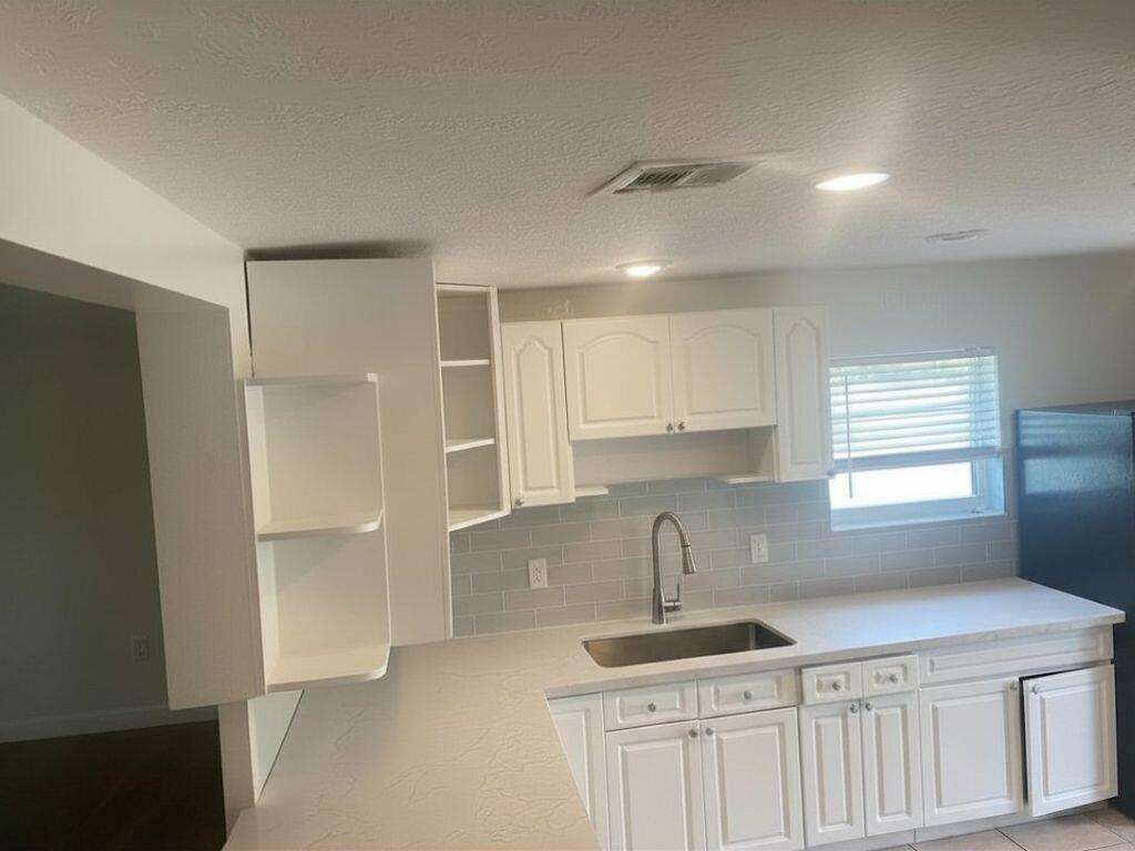 4100 28th, West Park, FL 33023 - For Sale photo 5