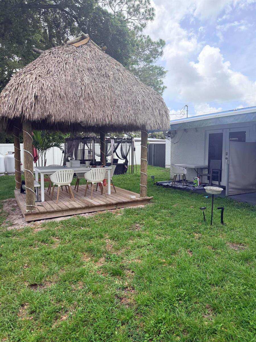 6645 Sheridan, Hollywood, FL 33024 - For Sale photo 16