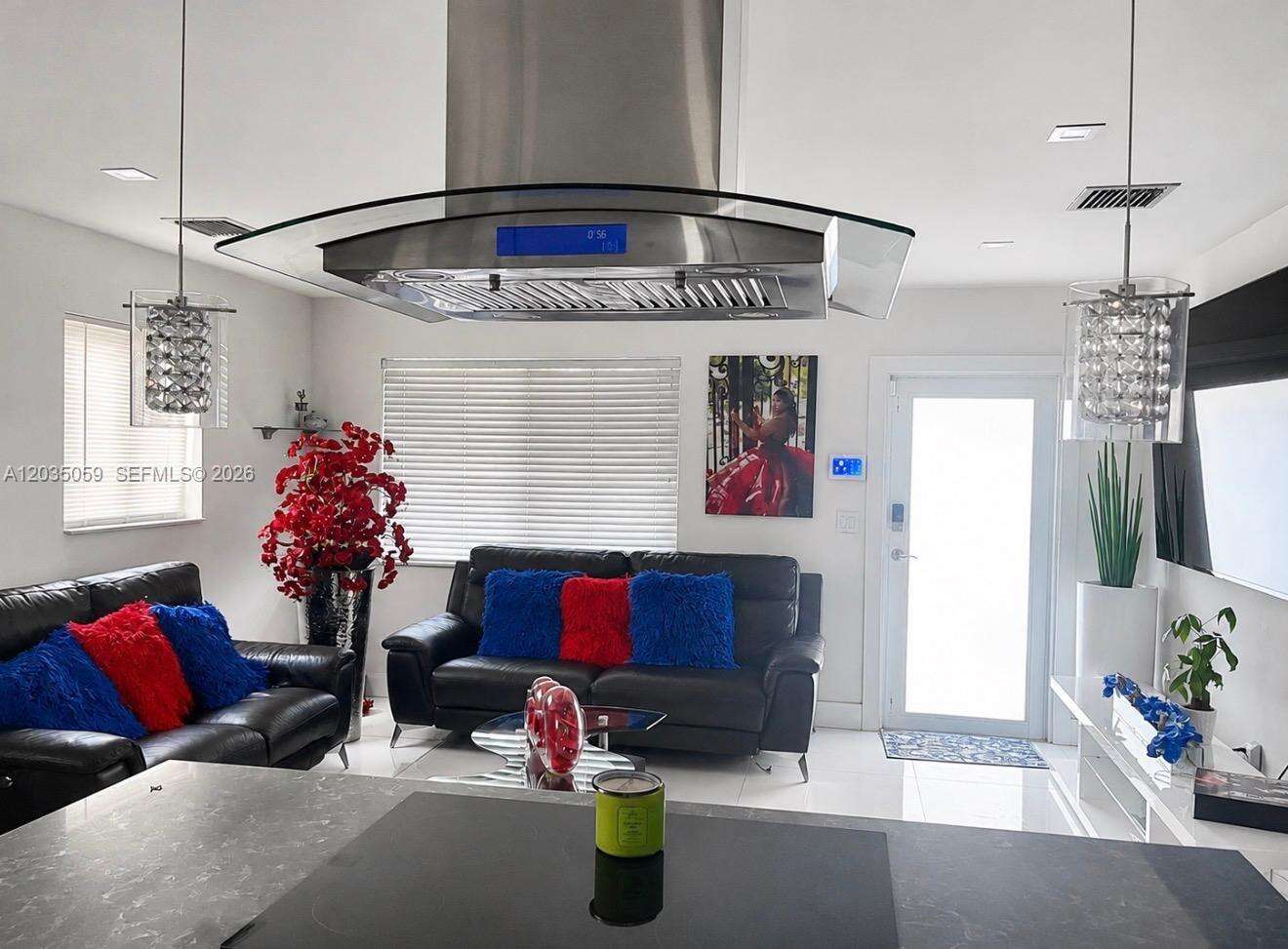 1220 71st Ter, Hollywood, FL 33024 - Pending Sale photo 3