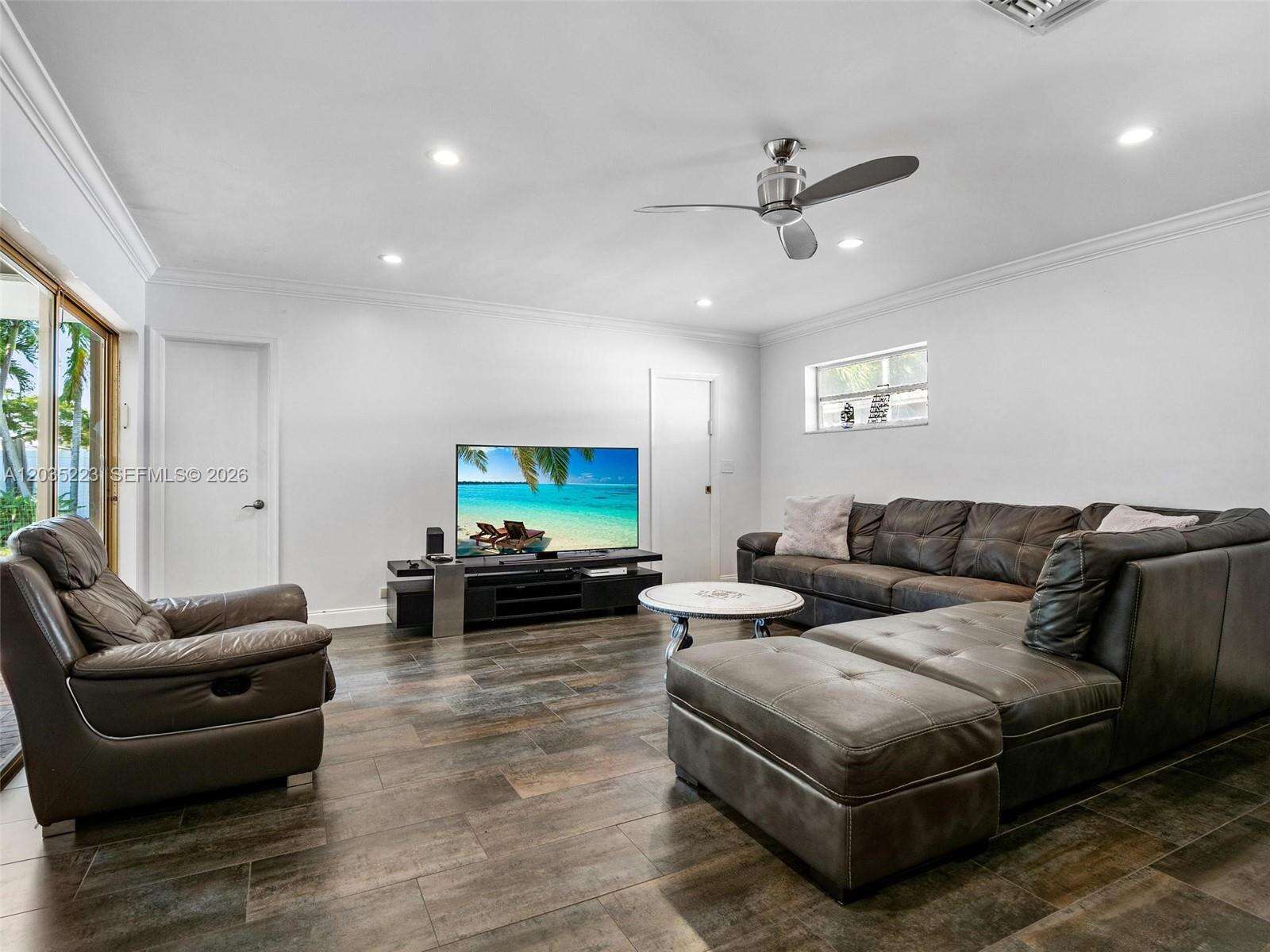 3610 53rd Ave, Hollywood, FL 33021 - For Sale photo 15