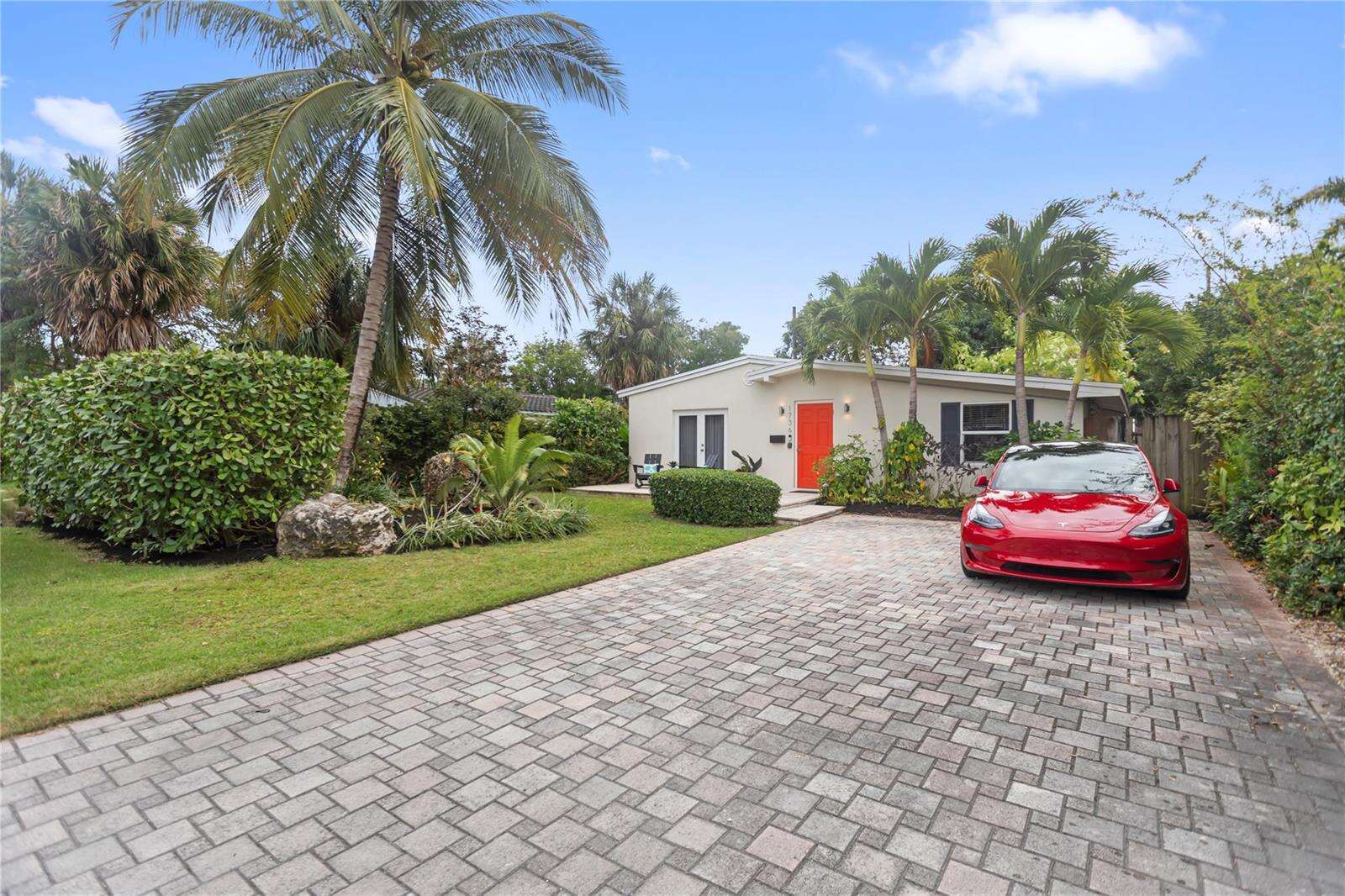 1736 18th, Fort Lauderdale, FL 33305 - For Sale photo 2
