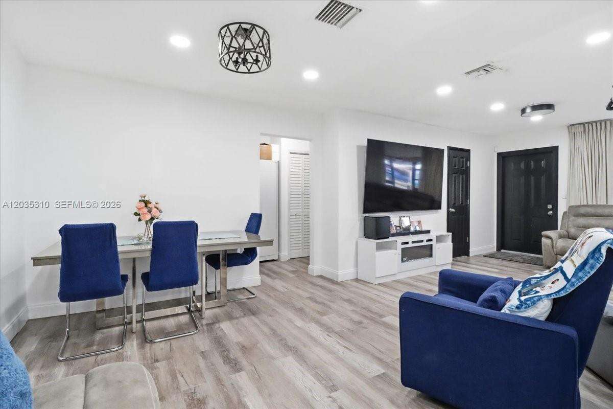 7551 Polk St, Hollywood, FL 33024 - For Sale photo 11