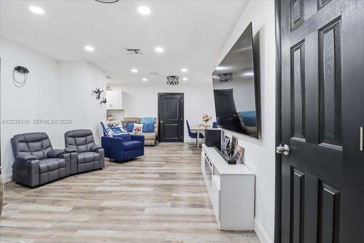 7551 Polk St, Hollywood, FL 33024 - For Sale photo 16