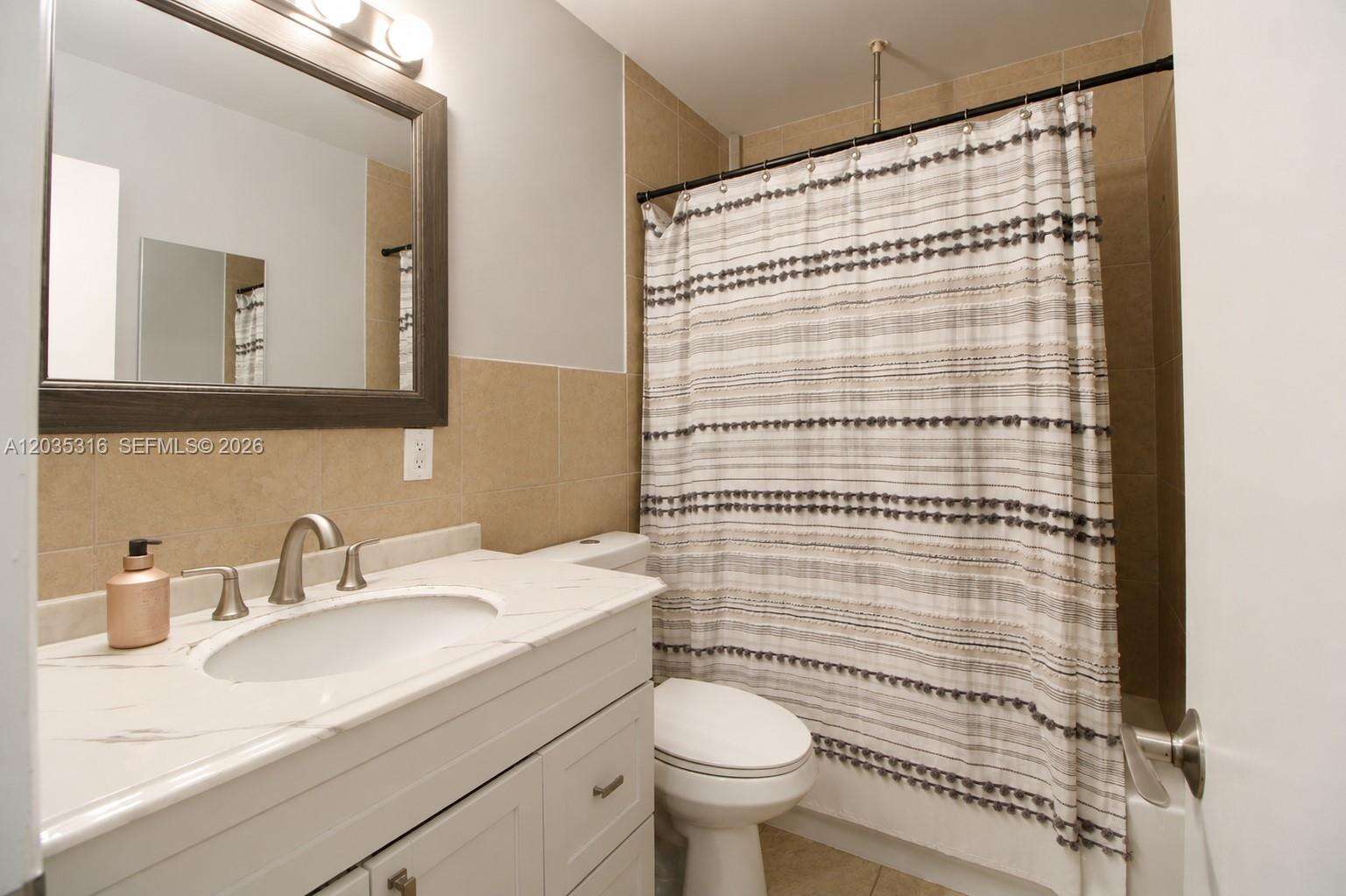 7611 15th Ct, Pembroke Pines, FL 33024 - For Sale photo 17