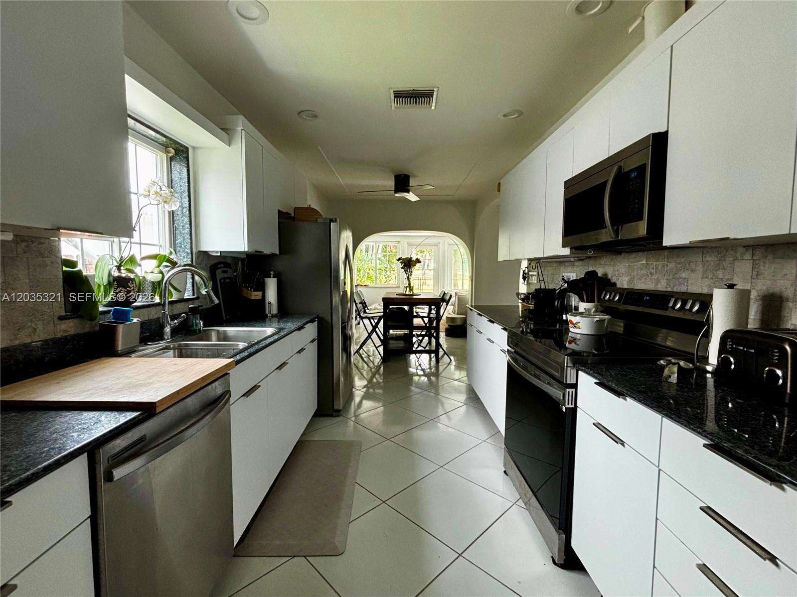 745 Shore Dr, Miami Beach, FL 33141 - For Sale photo 12
