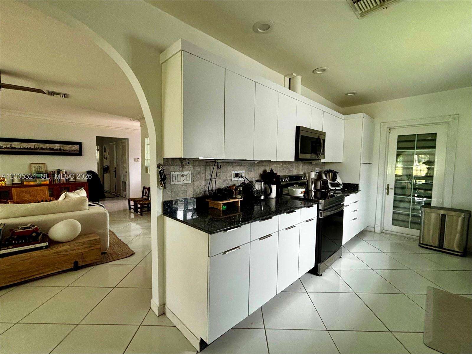745 Shore Dr, Miami Beach, FL 33141 - For Sale photo 13