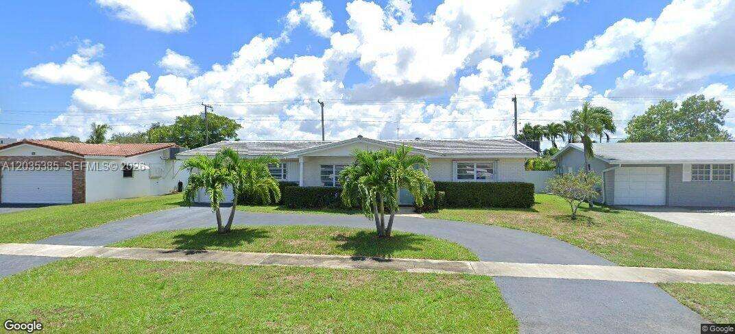Hollywood, FL 33021 - For Sale photo 1