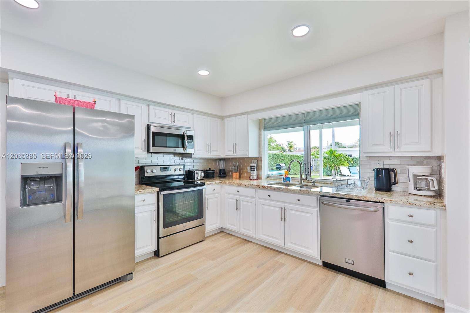 614 Crescent Dr, Hollywood, FL 33021 - For Sale photo 27