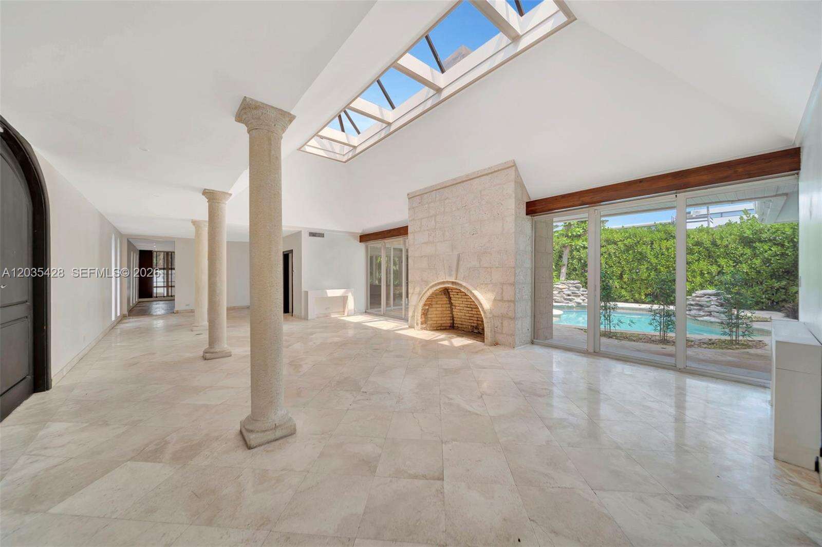 111 Hibiscus Dr, Miami Beach, FL 33139 - For Sale photo 1