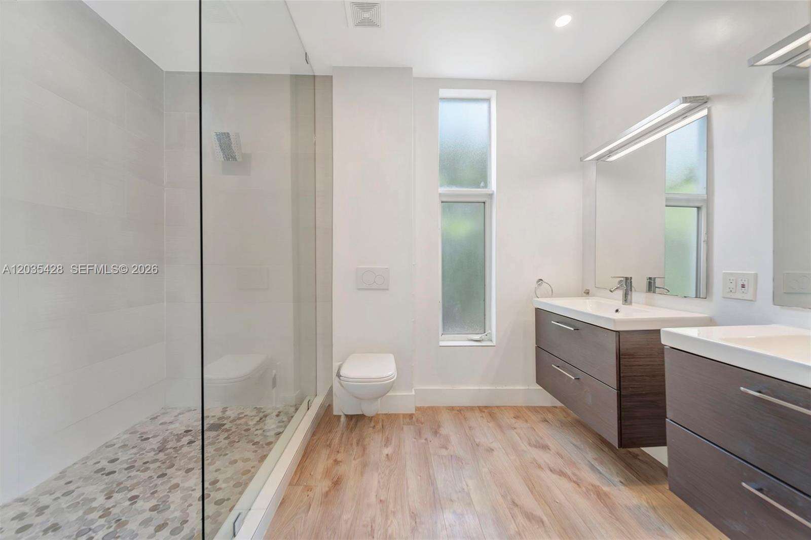 111 Hibiscus Dr, Miami Beach, FL 33139 - For Sale photo 17