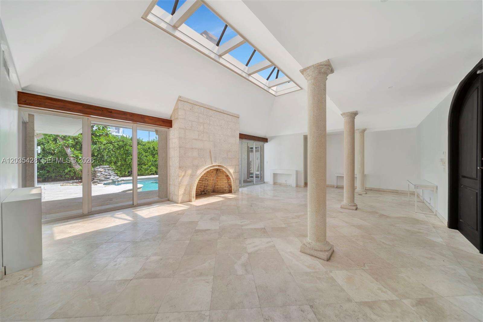 111 Hibiscus Dr, Miami Beach, FL 33139 - For Sale photo 3