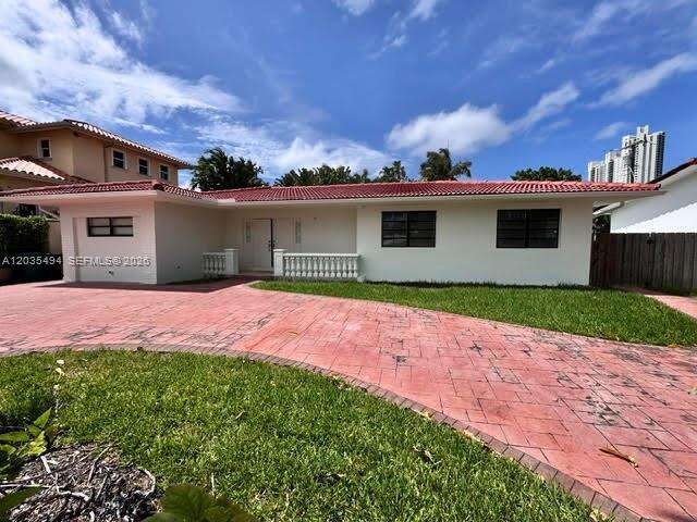 215 187th St, Sunny Isles Beach, FL 33160 - For Sale photo 1