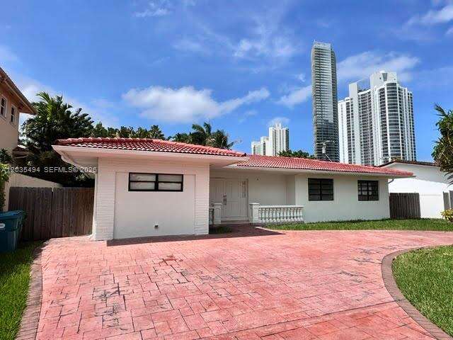 215 187th St, Sunny Isles Beach, FL 33160 - For Sale photo 2