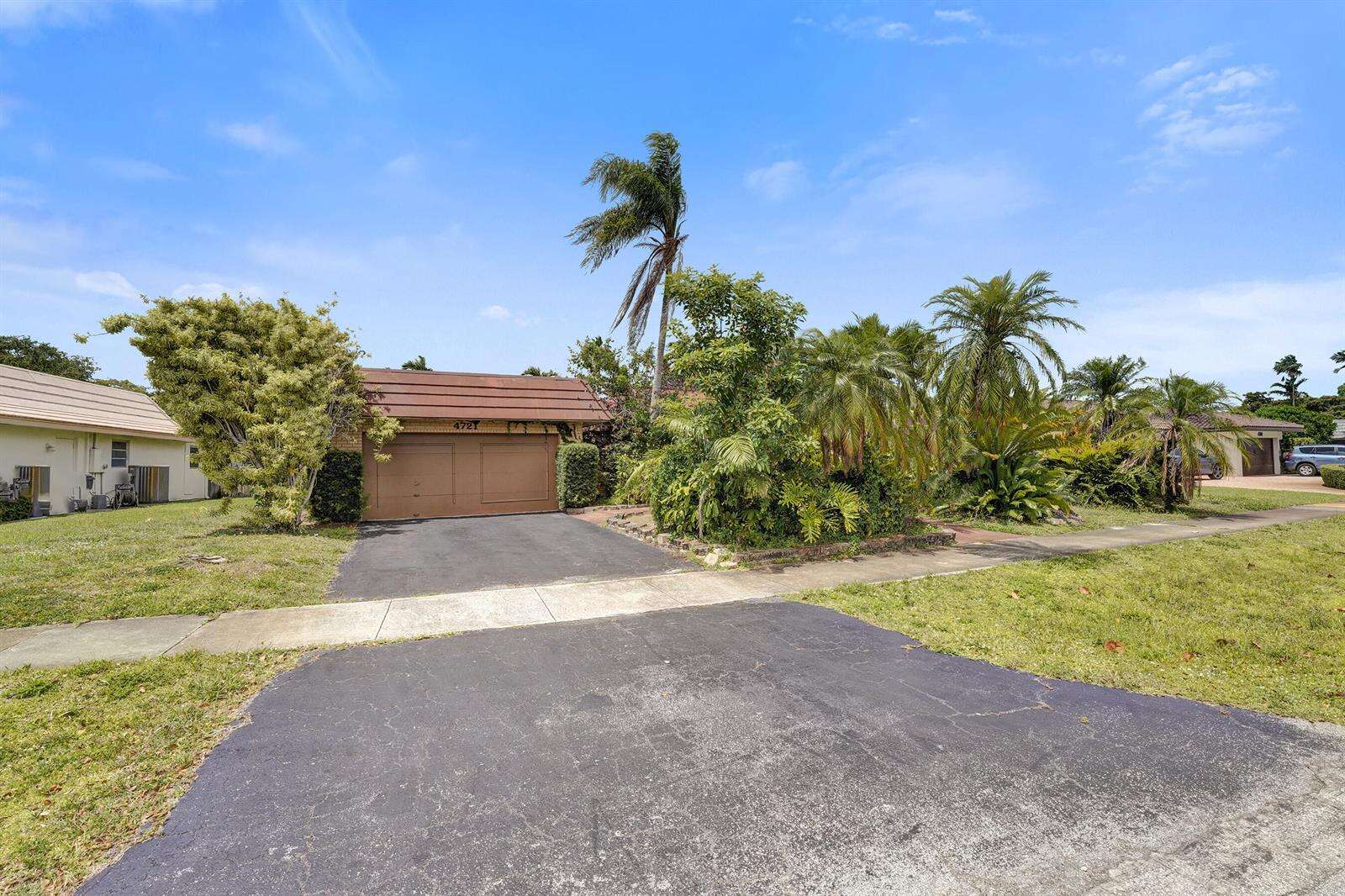 4721 Sarazen, Hollywood, FL 33021 - For Sale photo 2