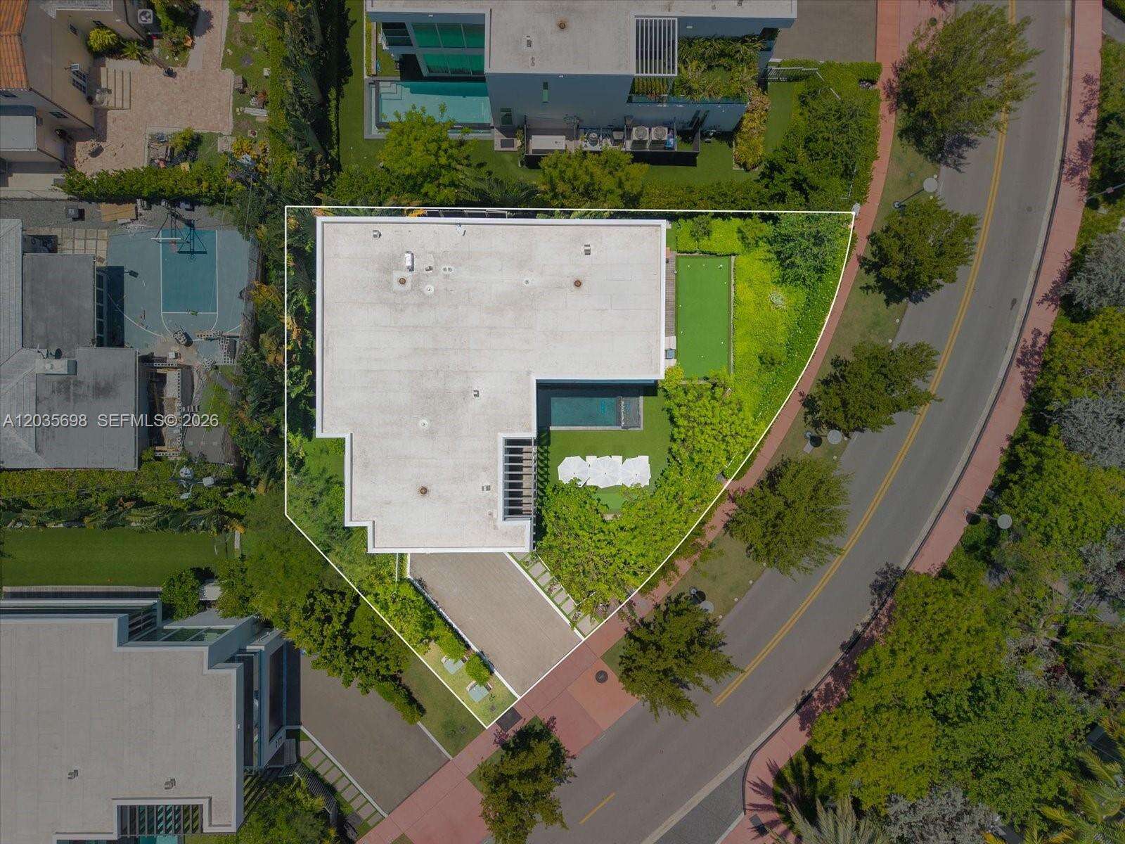 810 47 Ct, Miami Beach, FL 33140 - For Sale photo 32