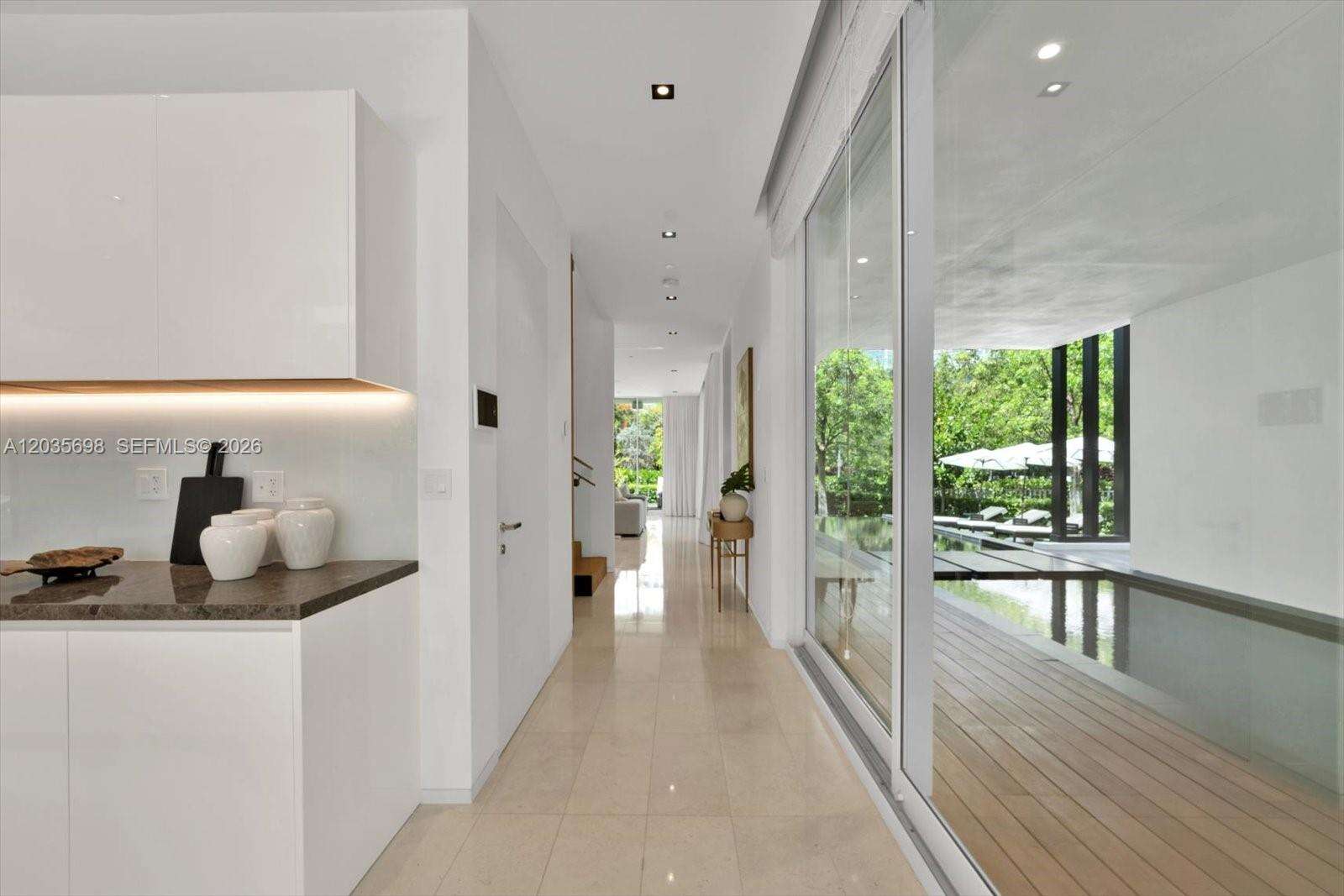 810 47 Ct, Miami Beach, FL 33140 - For Sale photo 8